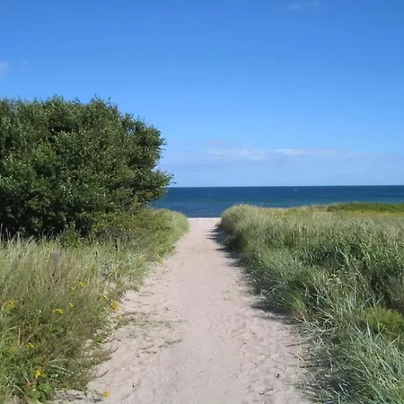 8 Person In Vaeggerlose-by Traum Bøtø By