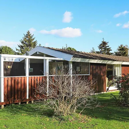 Дом отдыха 8 Person In Vaeggerlose-by Traum